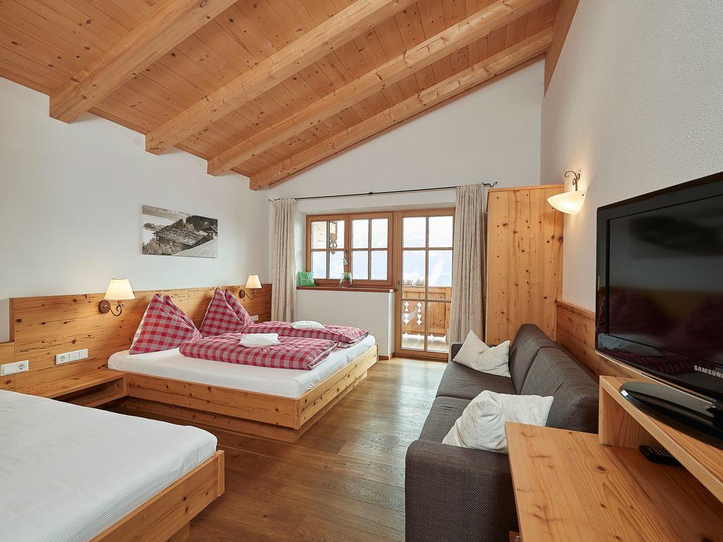 Jausenstation Pfefferbauer Hotel Zell am See Room photo